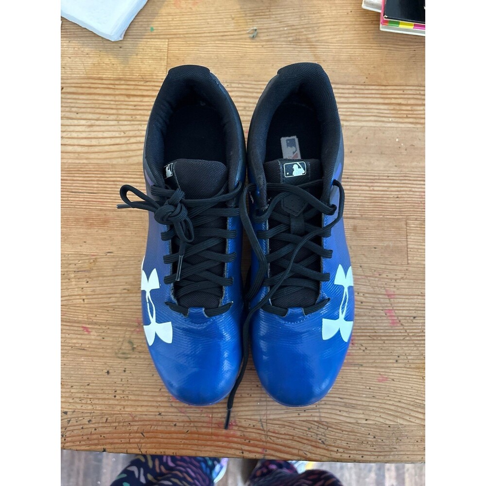 Under Armour Cleats size 7